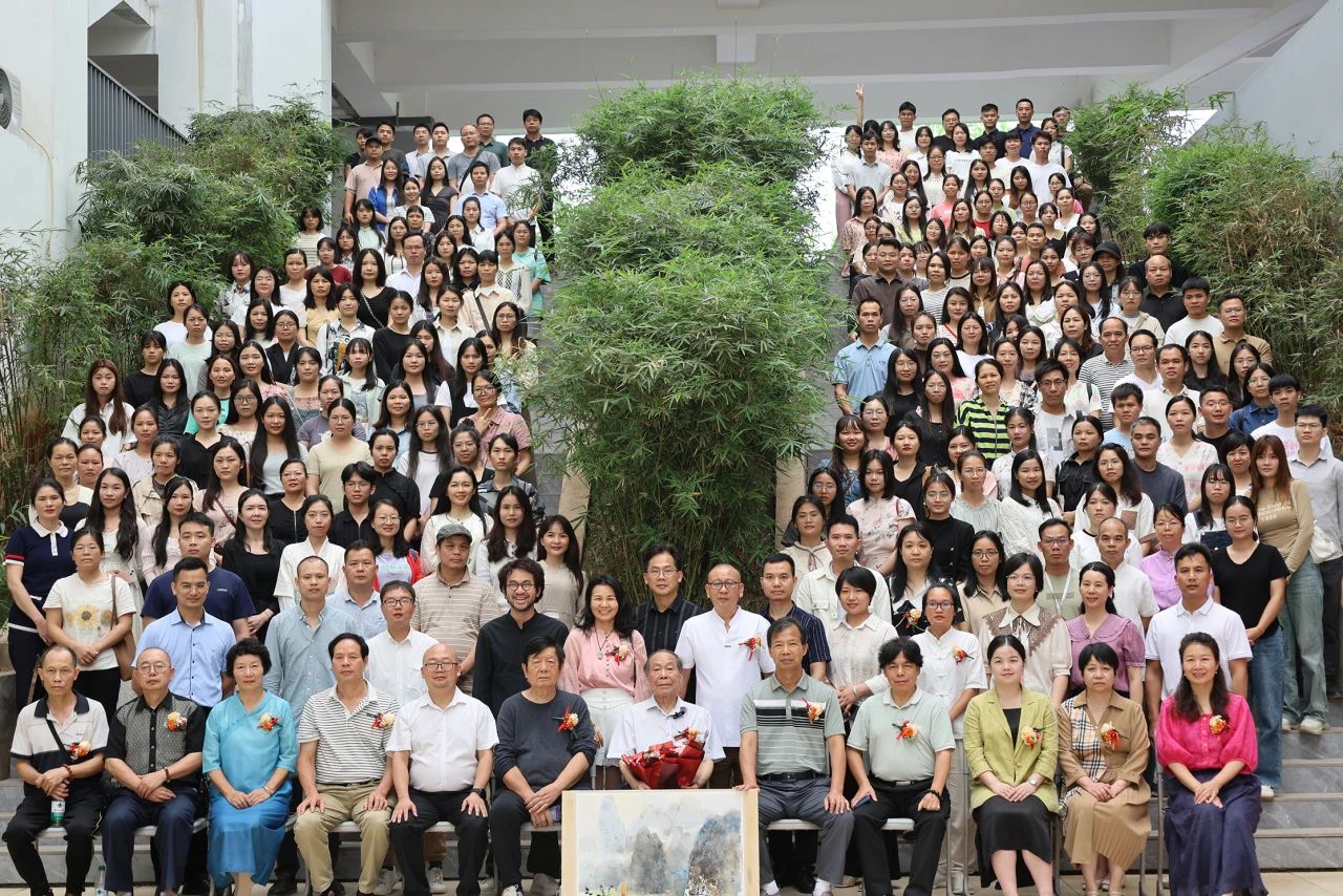 桂平市中小学美术教师水彩画专题培训活动暨大藤峡水彩画社成立仪式在我校顺利举行 丨 乐鱼平台网页版·(中国)官方网站